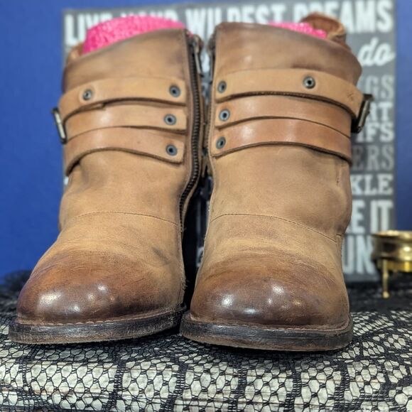 Freebird Blaze Nubuck Leather Ankle Boots Women’s 9 Zip Booties Distressed - Picture 3 of 13